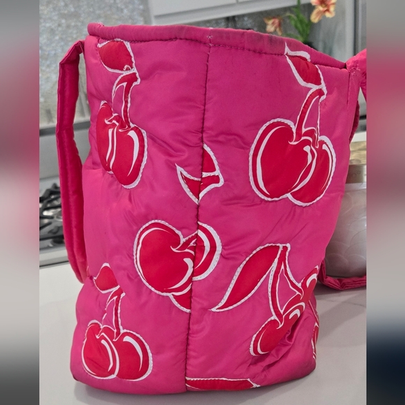 Sincerely Jules Cherry Puffer Quilted Tote Zip Top. - Picture 4 of 7